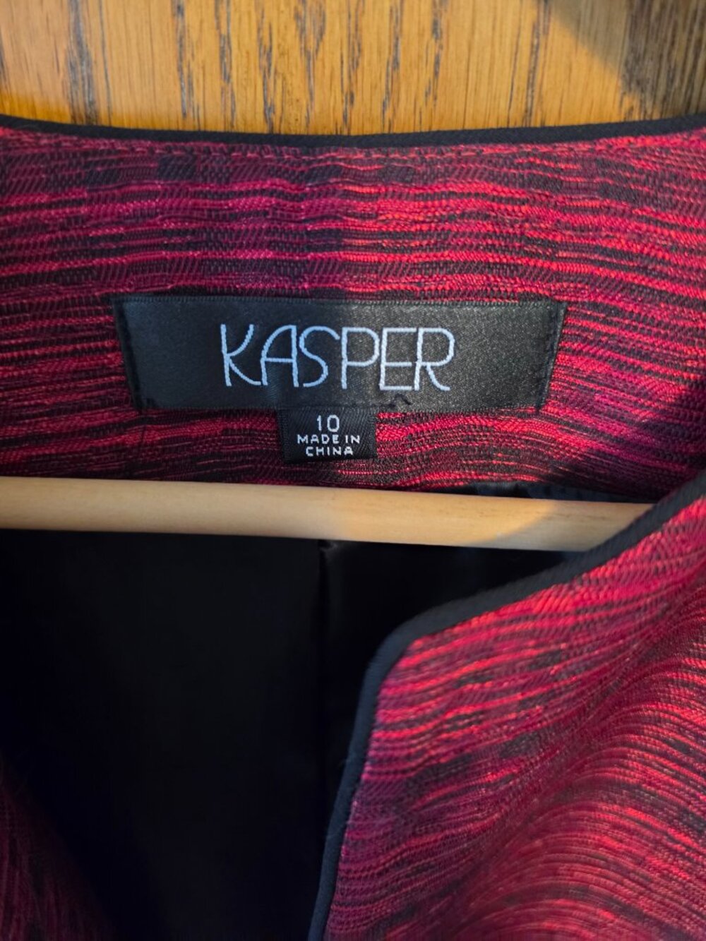Kasper Red & Black Textured Open Front Blazer Jacket - Size 10 - Picture 3 of 6